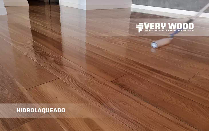 Hidrolaqueado brillante de piso de ingenieril - Verywood Pisos de Madera